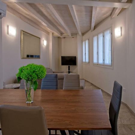 Casa Vacanze Marconi 22 Marone Bagian luar foto